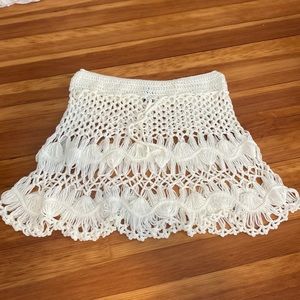 White Crotchet Coverup Skirt (size M/6)